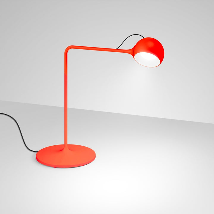 Ixa Table Lamp