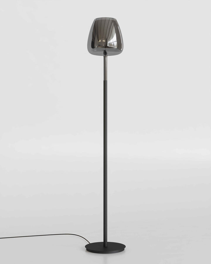 Clos Floor Lamp