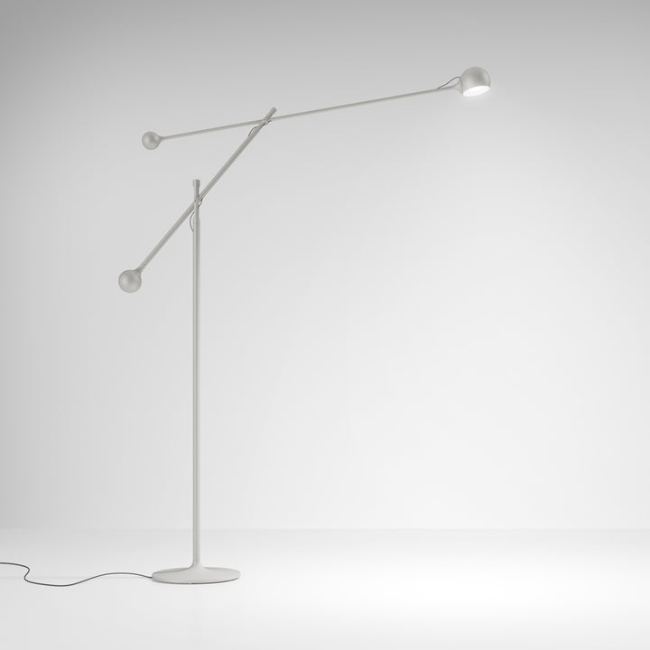 Ixa Floor Lamp