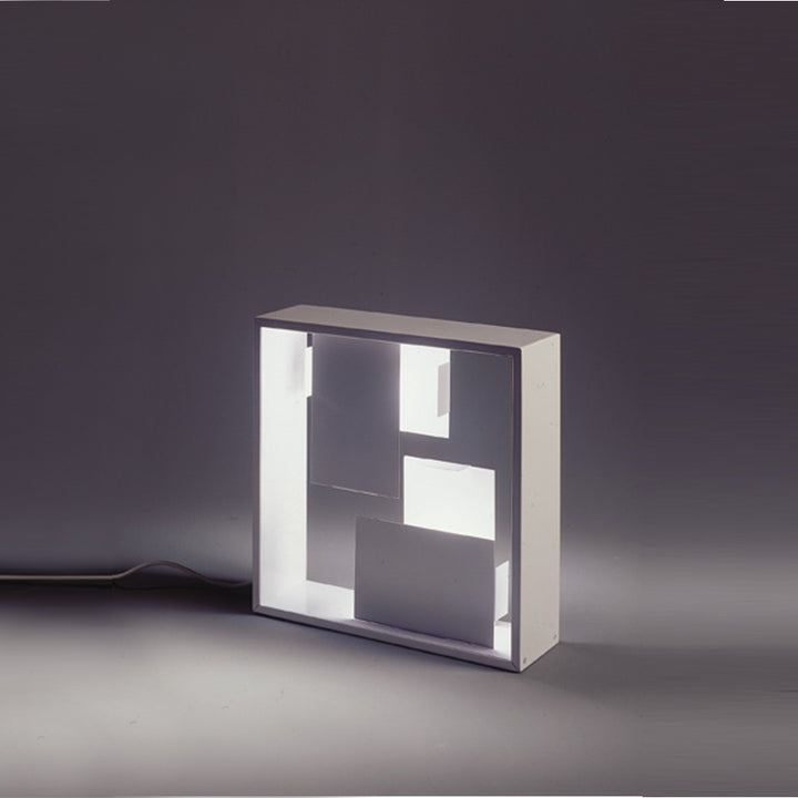 Fato Wall / Table Lamp