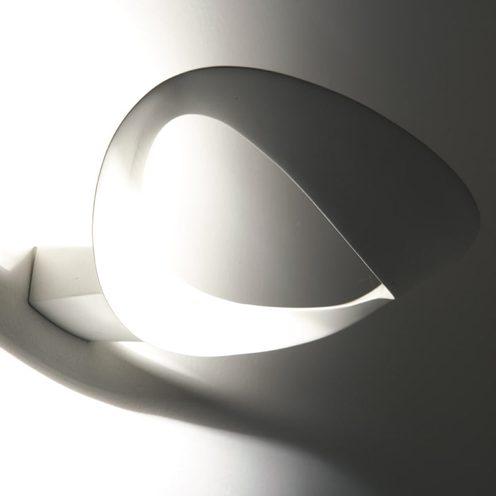 Mesmeri Wall Light