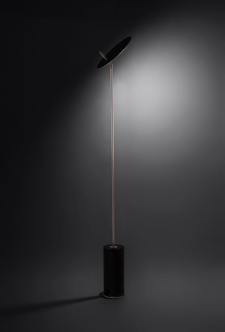 Lua Floor Lamp