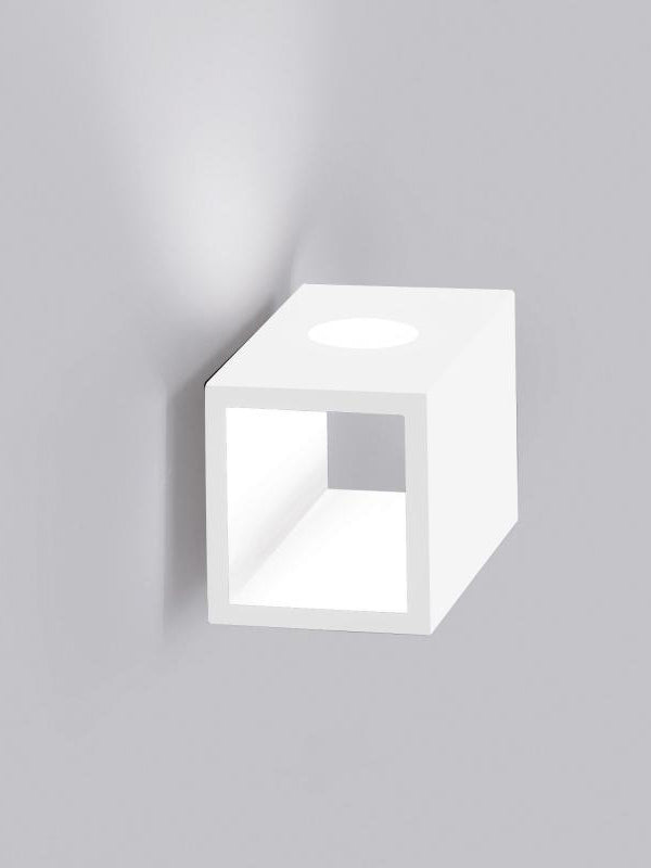 Cubo Wall Lamp